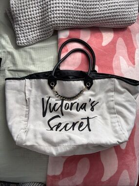 Victoria's Secret White and Black Canvas Tote with Chain Accent